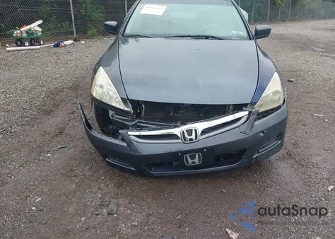 2006 Honda Accord 2.4 Ex from USA, damaged, VIN 1HGCM56846A049492